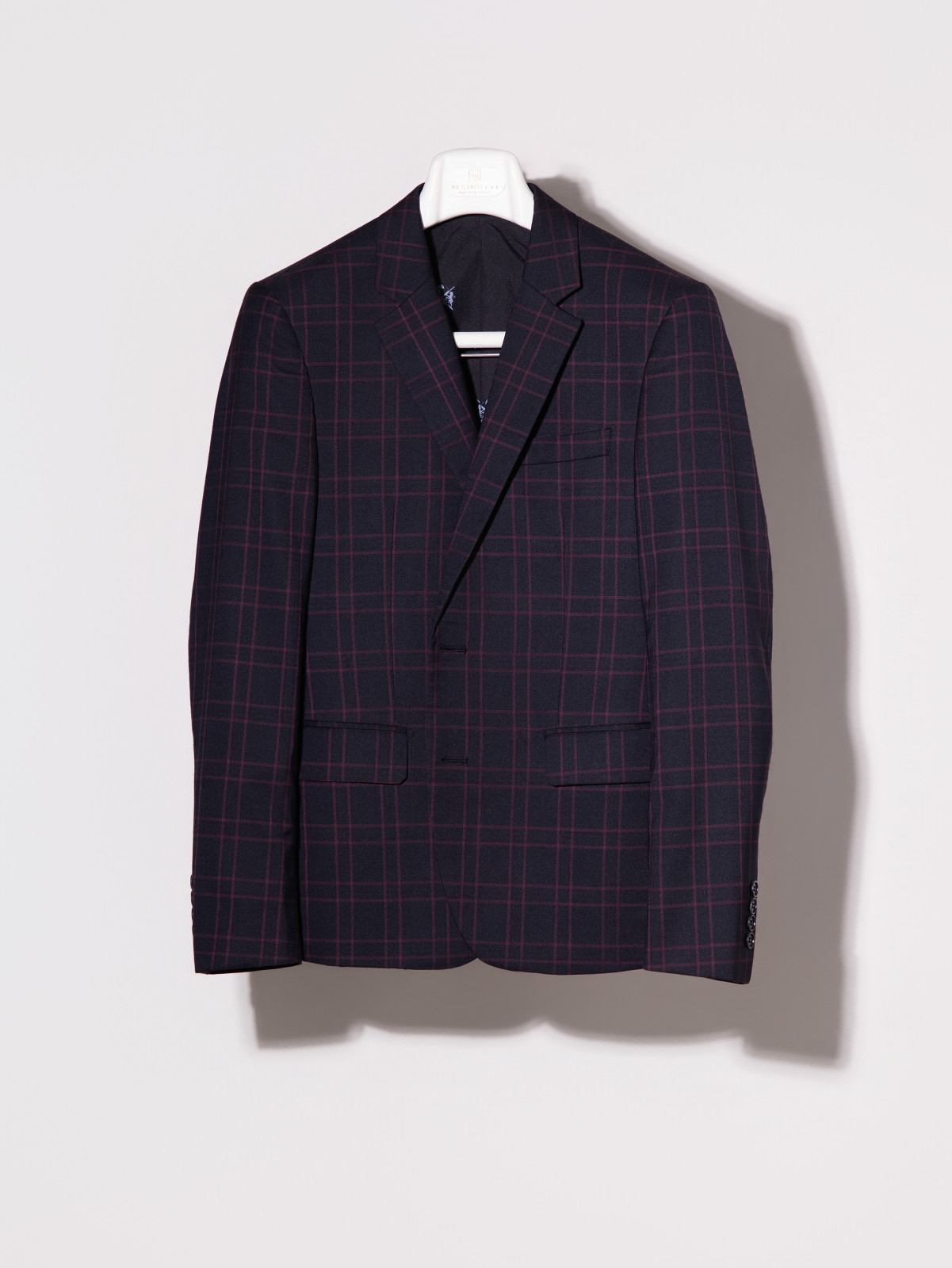 黑色紅線格紋西裝出租｜黑底紅格西服 台中租借