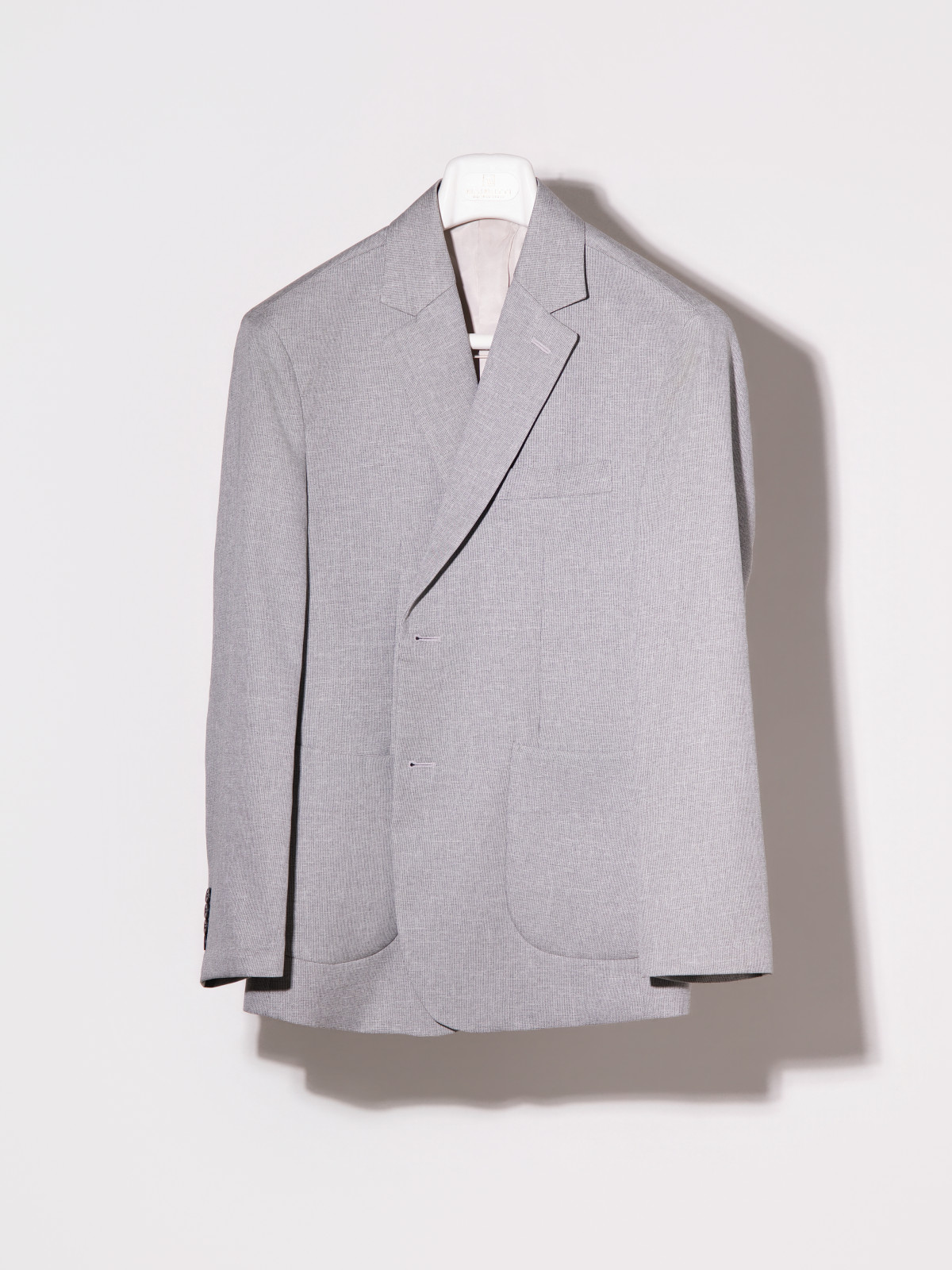 淺灰細紋西裝出租｜灰色西服 商務休閒